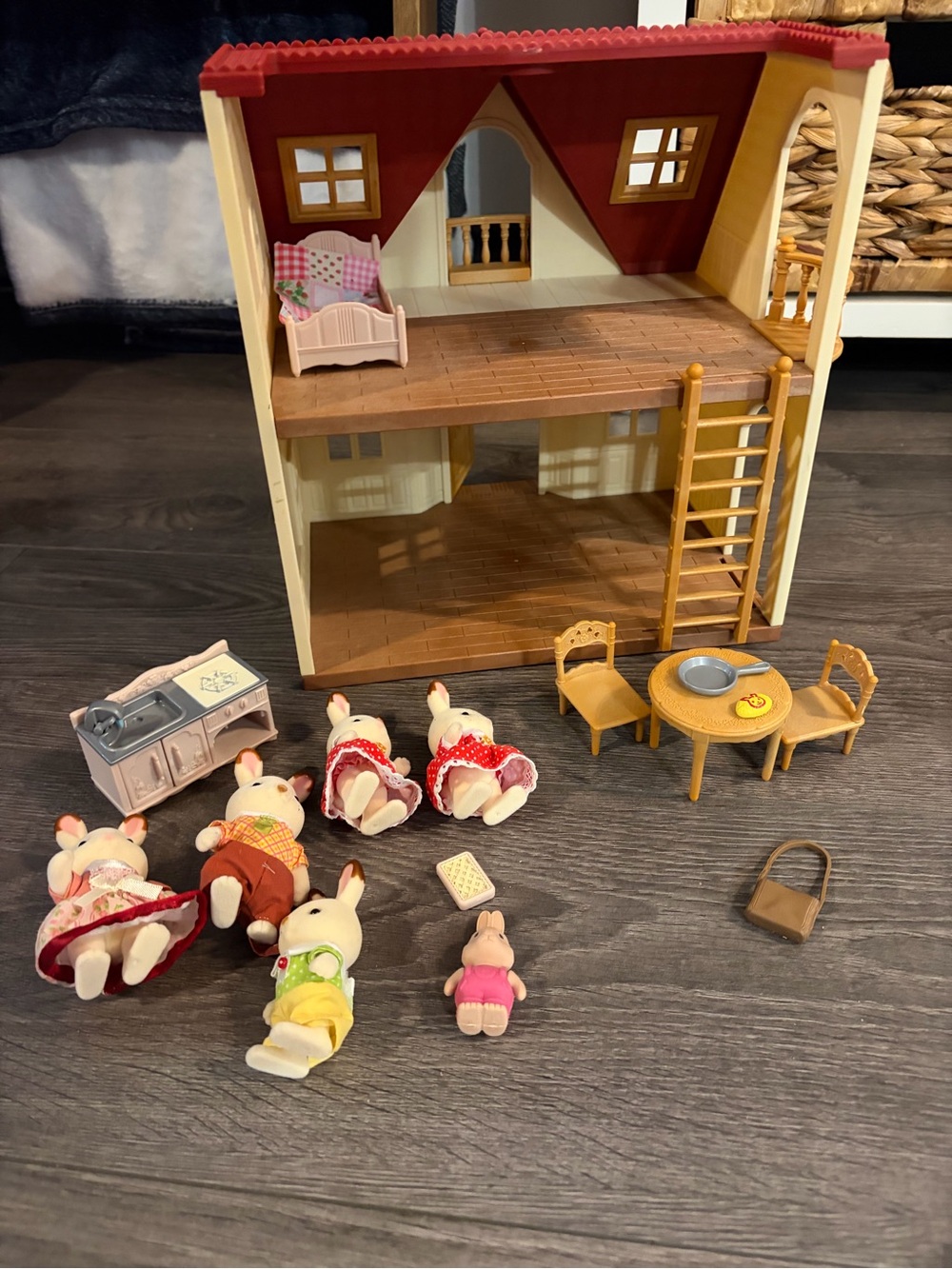 calico critters dollhouse